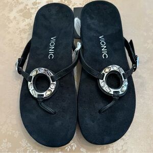 Vionic Black Ricci Leather Thong Sandals Embellished Rhinestones Open Toe Size 9